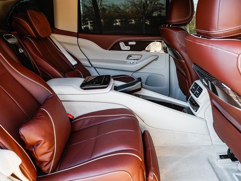 Certified 2023 Mercedes-Benz Maybach GLS 600 Maybach GLS 600 image 18