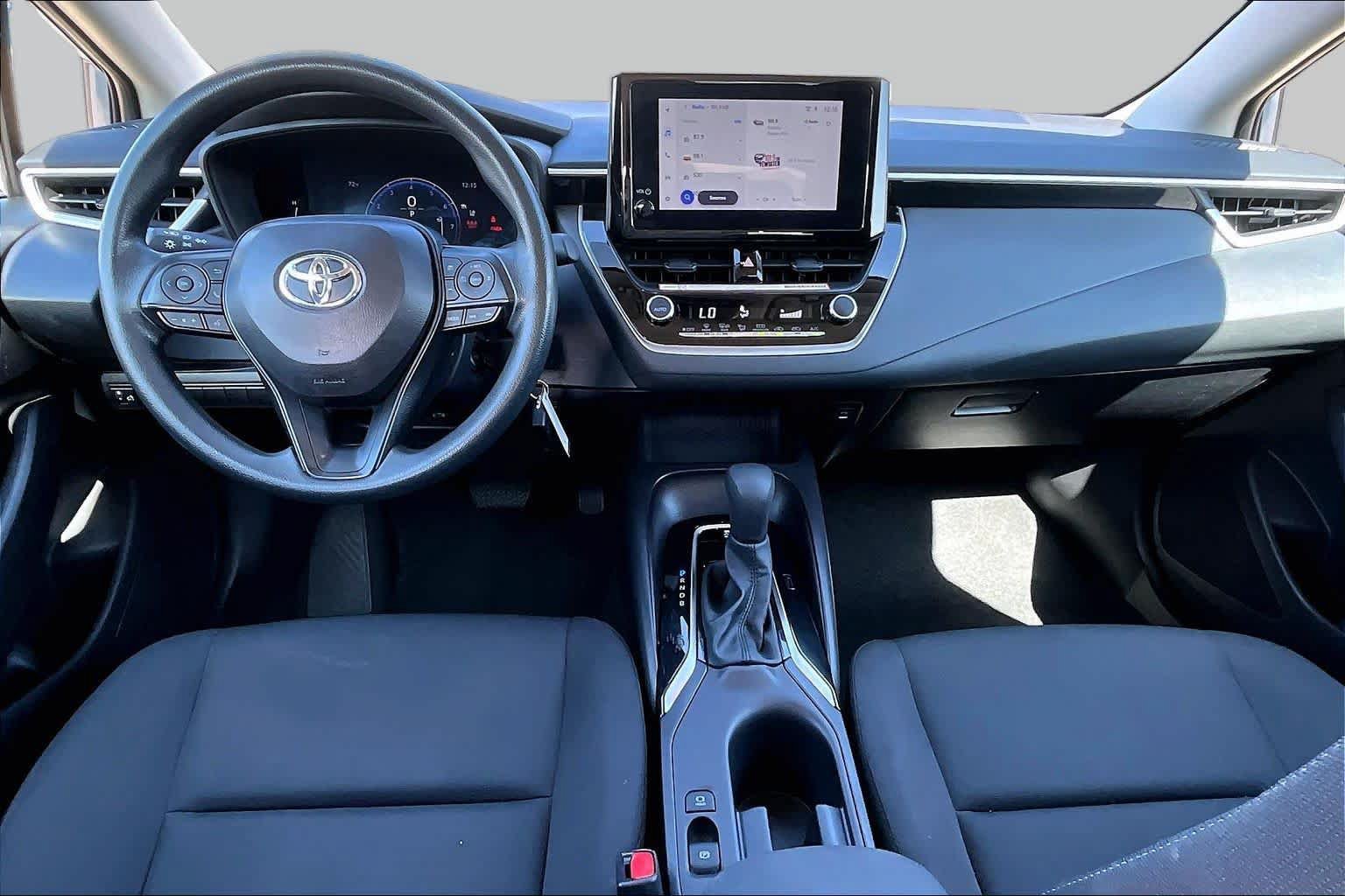 Used 2026 Toyota Corolla LE FWD image 14