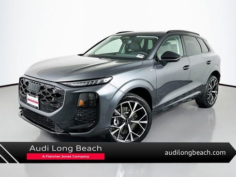 New 2026 Audi Q3 quattro 2.0T AWD/4WD image 1