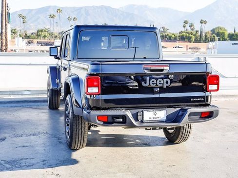 New 2026 Jeep Gladiator Sport AWD/4WD image 7