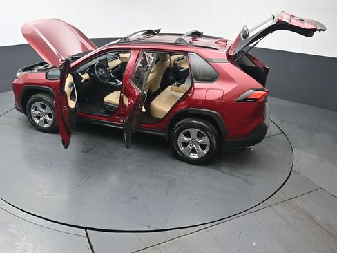 Certified 2022 Toyota RAV4 XLE AWD/4WD image 46