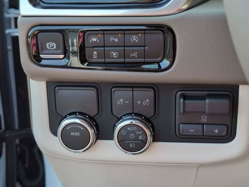 New 2026 GMC Yukon XL Denali w/ Advanced Technology Package RWD image 33