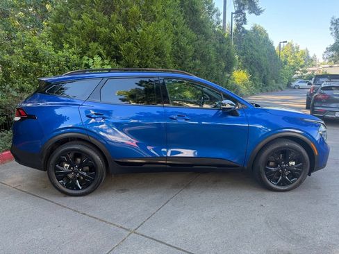 Certified 2025 Kia Sportage X-Line w/ Premium Package AWD/4WD image 3