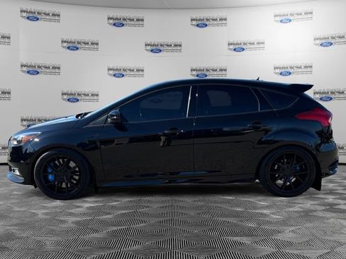 Used 2016 Ford Focus ST w/ Equipment Group 402A image 2