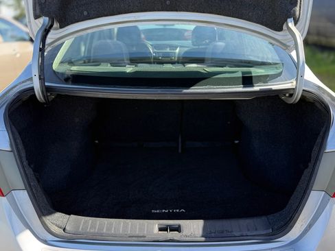 Used 2014 Nissan Sentra SR w/ SR Driver Package image 28