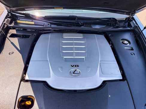 Used 2014 Lexus LS 460 w/ F Sport Package RWD image 27