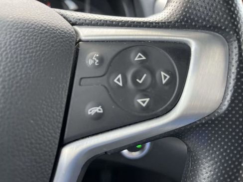 Used 2024 GMC Terrain SLE image 14