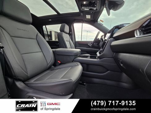 Used 2026 GMC Yukon XL Denali w/ Sun & Power Step Package AWD/4WD image 30