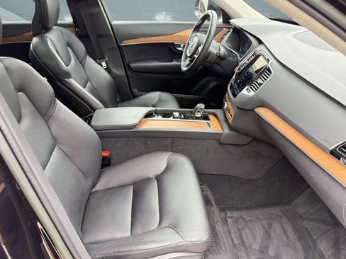 Certified 2023 Volvo XC90 B6 Plus w/ Protection Package Premier AWD/4WD image 30