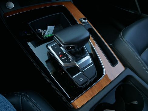 Used 2023 Audi Q5 2.0T Premium Plus image 24