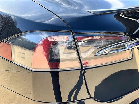 Used 2018 Tesla Model S P100D image 35