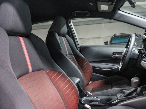 Certified 2024 Toyota Corolla SE FWD image 18