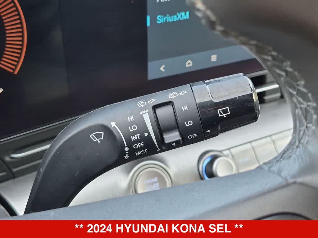 Used 2024 Hyundai Kona SEL AWD/4WD image 24