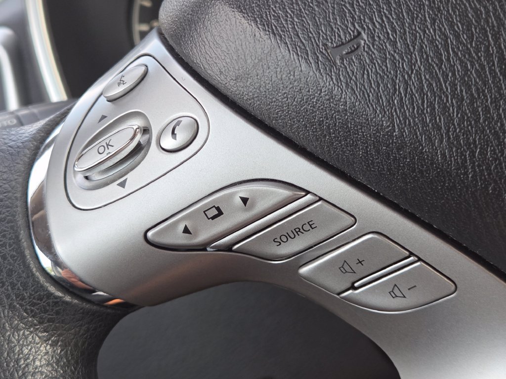 Used 2015 Nissan Murano S w/ Navigation Package FWD image 9