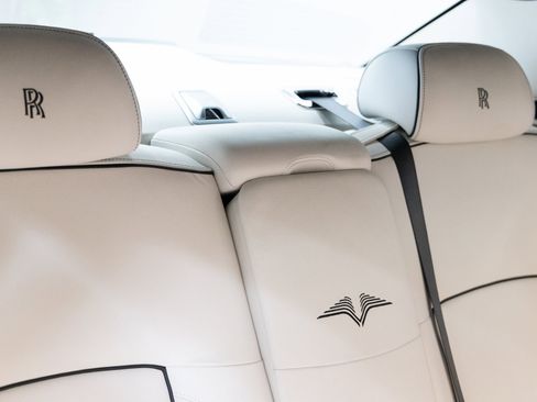 Used 2014 Rolls-Royce Ghost image 22