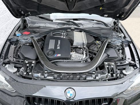 Used 2019 BMW M4 CS w/ Executive Package RWD image 46