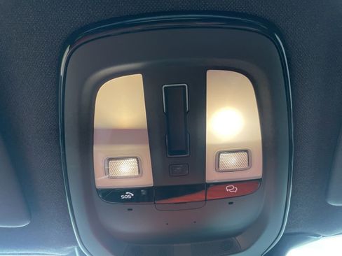 Used 2023 Volvo XC40 Recharge Plus AWD/4WD image 23