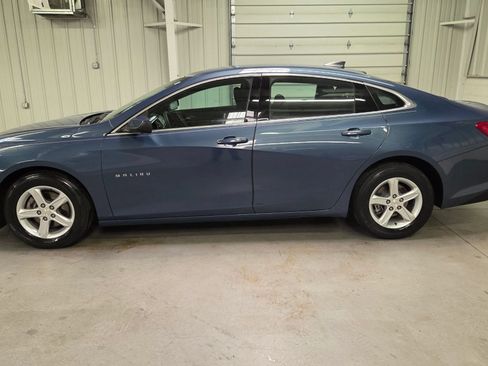Used 2024 Chevrolet Malibu LS FWD image 3