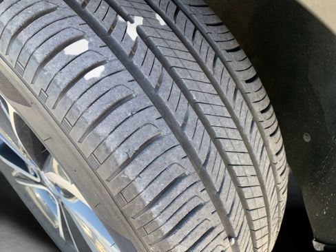 Used 2021 Buick Encore GX Select FWD image 46