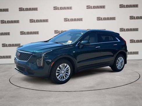 Used 2024 Cadillac XT4 Luxury w/ Cold Weather Package AWD/4WD image 1