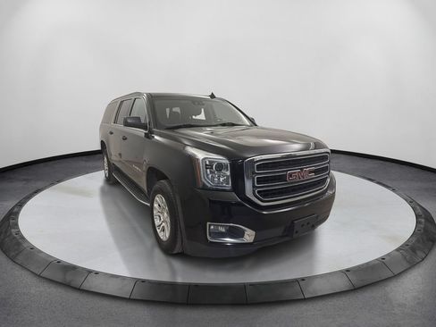 Used 2019 GMC Yukon XL SLT AWD/4WD image 3