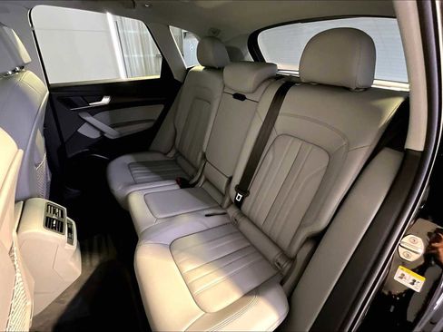 Used 2023 Audi Q5 2.0T Premium Plus w/ Premium Plus Package image 20