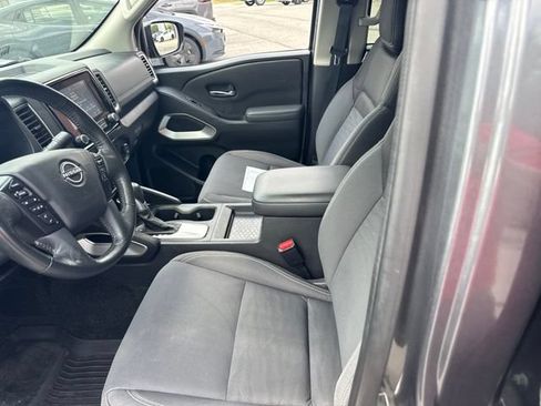 Used 2023 Nissan Frontier SV w/ Technology Package AWD/4WD image 15
