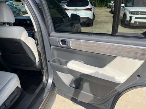 Used 2024 Hyundai Santa Fe Limited FWD image 16