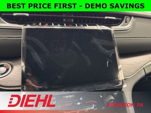 New 2025 Jeep Grand Cherokee L Limited w/ Black Appearance Package AWD/4WD image 33