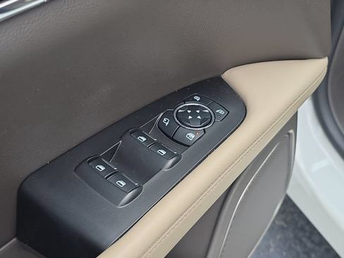 Used 2023 Lincoln Nautilus Reserve AWD/4WD image 10