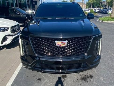 Used 2025 Cadillac Escalade ESV Premium Luxury w/ Touring Package AWD/4WD image 2