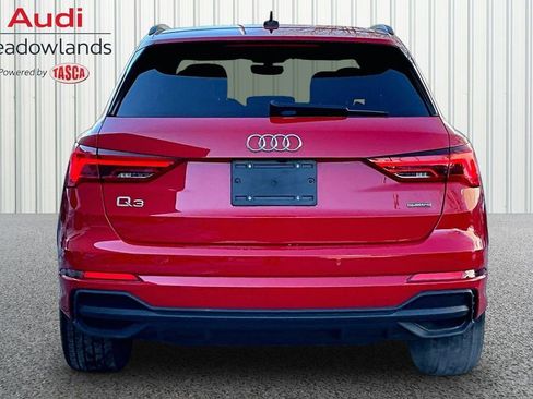 Used 2023 Audi Q3 2.0T Premium w/ Black Optic Sport Package image 5