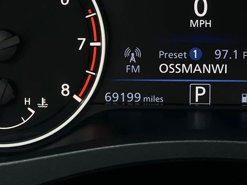 Used 2023 Nissan Altima 2.5 SR FWD image 23
