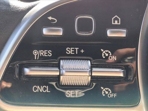 Used 2021 Mercedes-Benz CLA 250 image 10