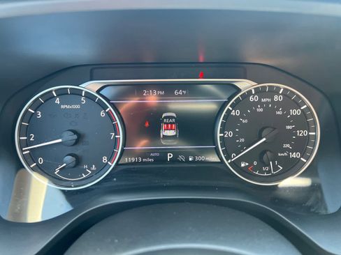 Used 2024 Nissan Rogue SV w/ SV Premium Package image 15