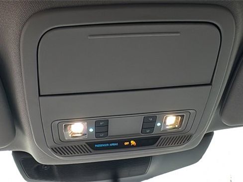 Certified 2021 Ford Explorer XLT w/ Equipment Group 202A image 22