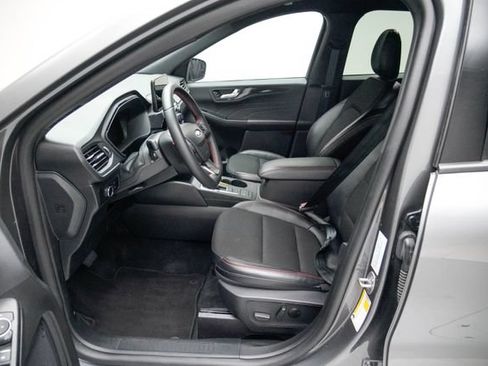 Used 2025 Ford Escape ST-Line FWD image 24
