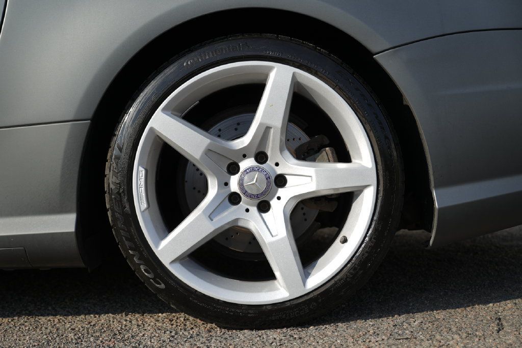 Used 2013 Mercedes-Benz SL 550 image 14