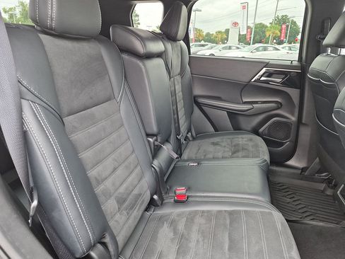 Used 2024 Mitsubishi Outlander SE AWD/4WD image 33