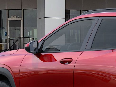 New 2026 Chevrolet Trax LT image 12