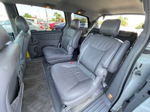 Used 2007 Toyota Sienna XLE image 20