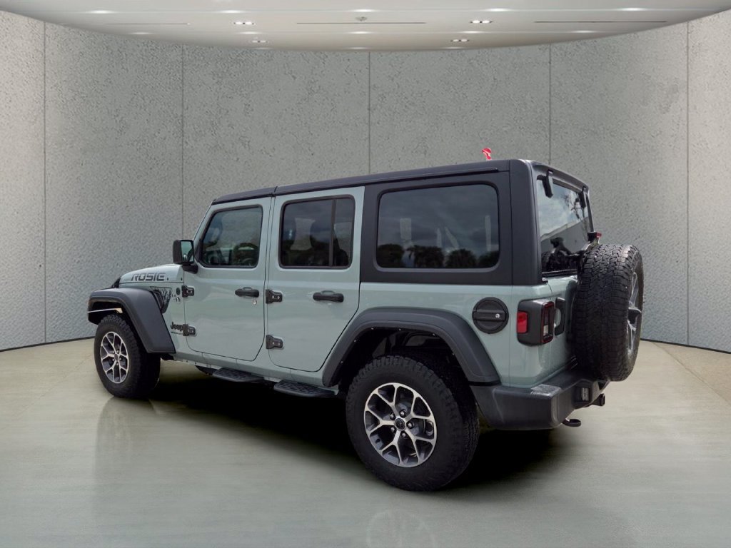 Used 2024 Jeep Wrangler Unlimited Sport AWD/4WD image 9