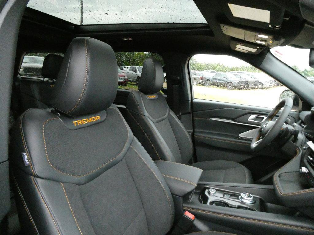 New 2026 Ford Explorer Tremor w/ Tremor Ultimate Package AWD/4WD image 11