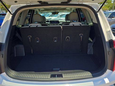Certified 2024 Kia Telluride S w/ S Sunroof Package AWD/4WD image 10