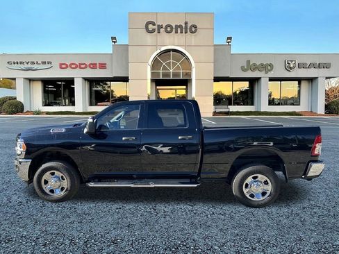 Used 2024 RAM 2500 Big Horn w/ Bed Utility Group image 6