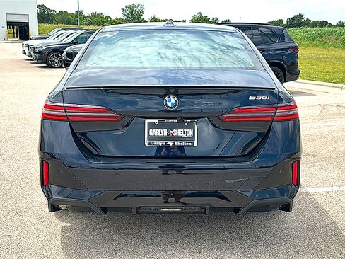 New 2027 BMW 530i w/ M Sport Package RWD image 7