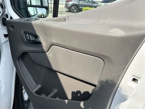 Certified 2024 Ford Transit 250 Low Roof w/ Exterior Upgrade Package image 33