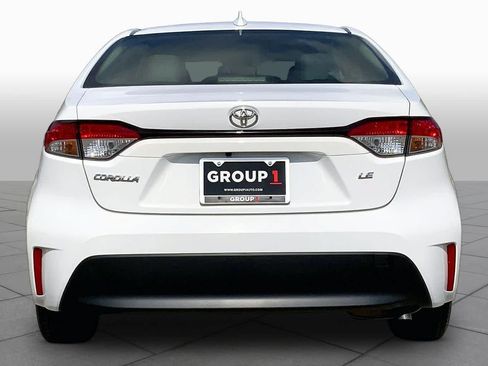 Used 2023 Toyota Corolla LE FWD image 5