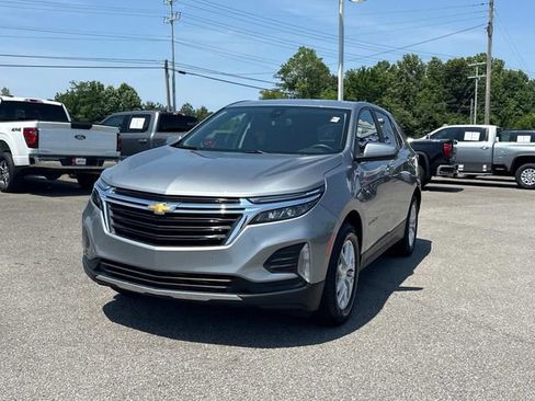 Used 2024 Chevrolet Equinox LT FWD image 8