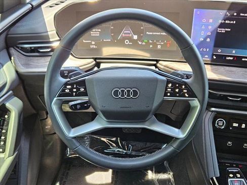 Used 2025 Audi Q5 Premium w/ Convenience Package AWD/4WD image 14
